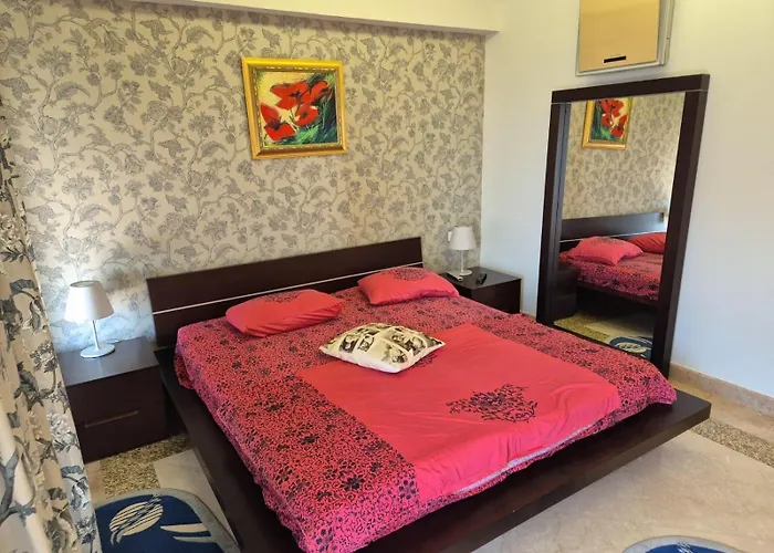 Mamaia Nord, 3 Pe Plaja- La Mare Prima Linie Pheonicia Apartamento